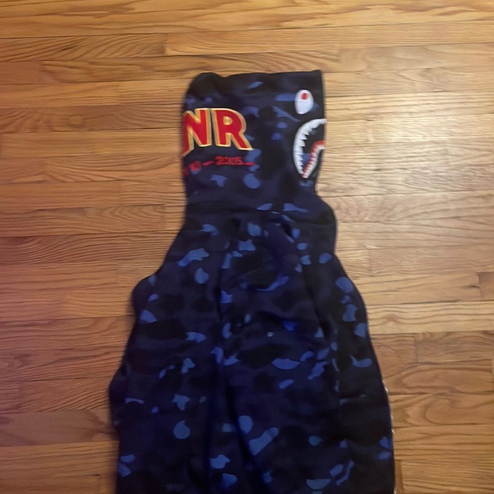 Bape hoodie (PONR)